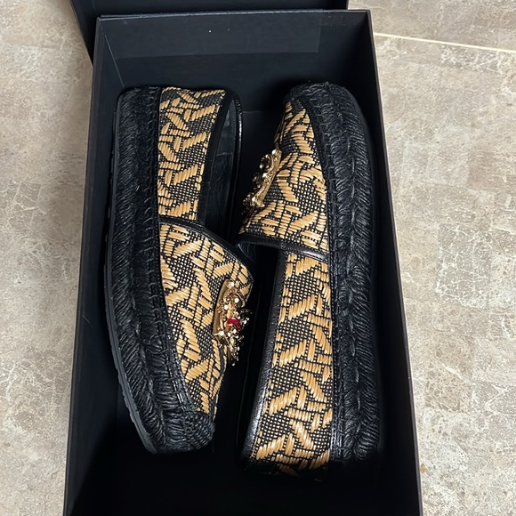 Dolce & Gabbana Braided Raffia Espadrilles With Dg Amore Logo - Picture 8 of 12